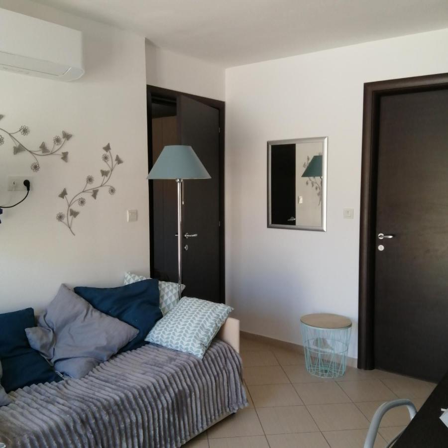 Joli Appartement En Corse Avec Piscine Belgodère المظهر الخارجي الصورة